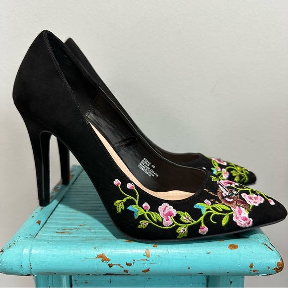 Atmosphere Black Embroidered Pointy Toe Heels Size 8 - Picture 3 of 16